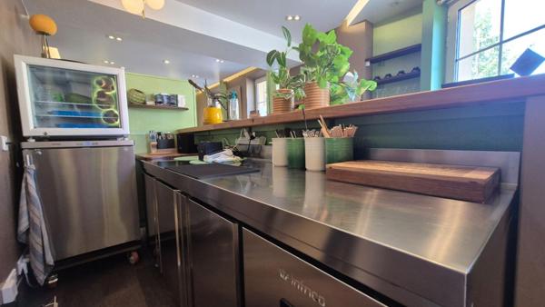 LIMOURS - CRÊPERIE / PETITE RESTAURATION - FONDS DE COMMERCE 50 m²