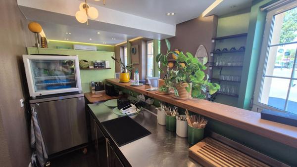 LIMOURS - CRÊPERIE / PETITE RESTAURATION - FONDS DE COMMERCE 50 m²