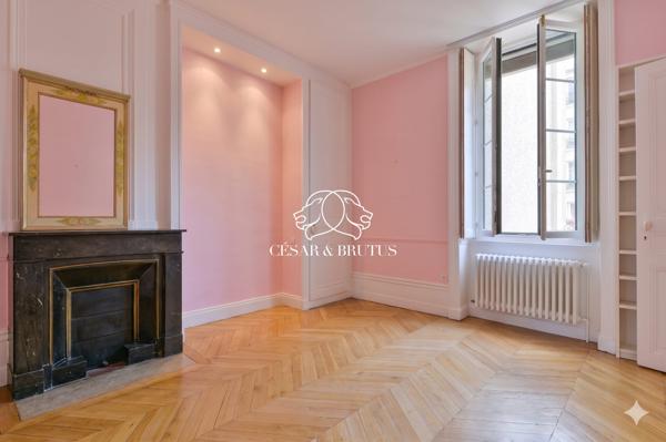 Ainay – appartement de 172 m² – 4 chambres