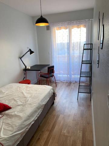 Colocation - 94 m² - 5 chambres