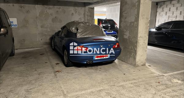 À vendre Parking 12 m² - Royan 17200