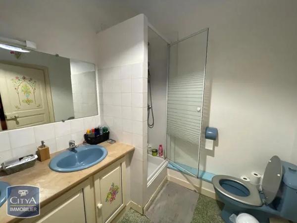 Appartement à louer 3 pièces 74.6m² Saumur (49400)