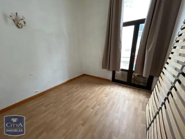 Appartement à louer 3 pièces 74.6m² Saumur (49400)