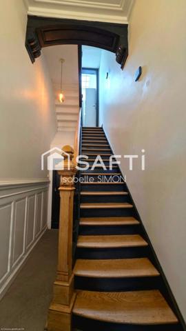 Charme, élégance et confort réunis dans un secteur recherché.