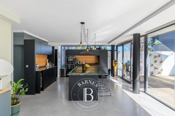 Marseille 12ème, Maison 4 Chambres -  233 m² à vendre