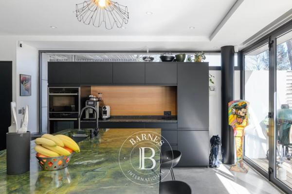 Marseille 12ème, Maison 4 Chambres -  233 m² à vendre