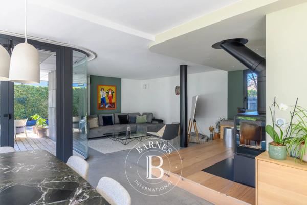 Marseille 12ème, Maison 4 Chambres -  233 m² à vendre