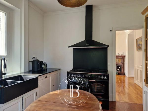 Enghien-les-Bains, Maison 5 Chambres -  343 m² à vendre