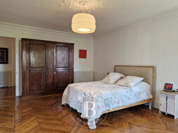 Enghien-les-Bains, Maison 5 Chambres -  343 m² à vendre