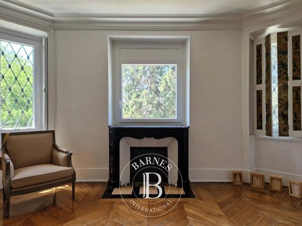 Enghien-les-Bains, Maison 5 Chambres -  343 m² à vendre