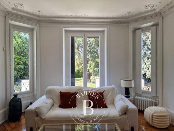 Enghien-les-Bains, Maison 5 Chambres -  343 m² à vendre