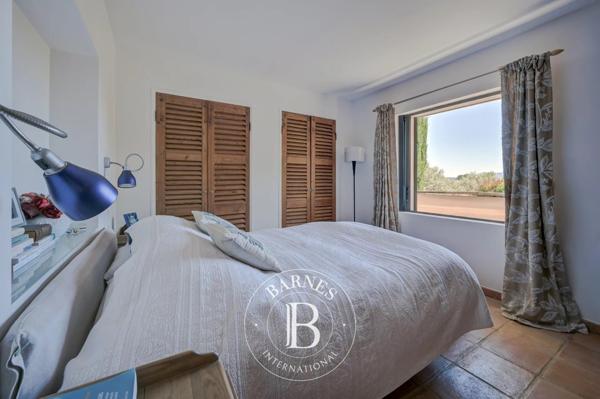 Aix-en-Provence, Maison 5 Chambres -  253 m² à vendre