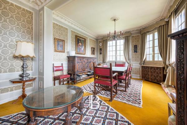 Saint-Maur-des-Fossés, Maison 4 Chambres -  304 m² à vendre