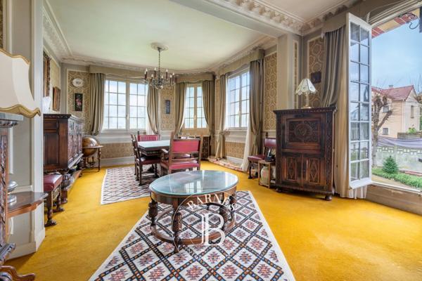 Saint-Maur-des-Fossés, Maison 4 Chambres -  304 m² à vendre