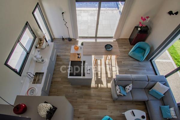 ROYAN – MAISON CONTEMPORAINE AVEC PISCINE ET VUE DÉGAGÉE