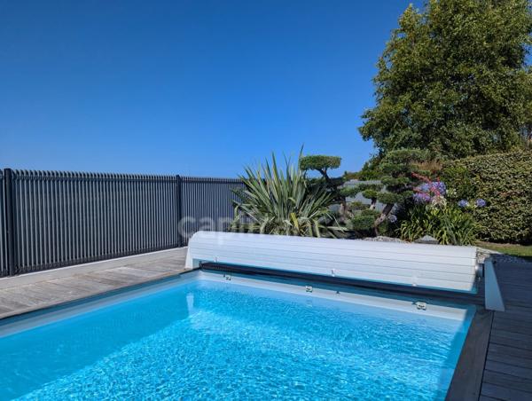 ROYAN – MAISON CONTEMPORAINE AVEC PISCINE ET VUE DÉGAGÉE