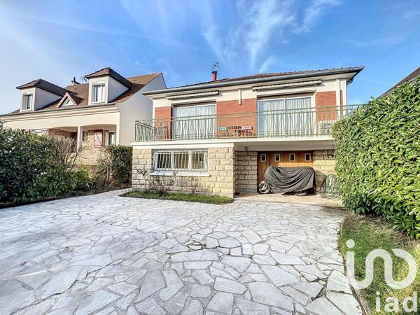 Maison traditionnelle 6 pièces de 135 m² à Boissy-Saint-Léger (94470)