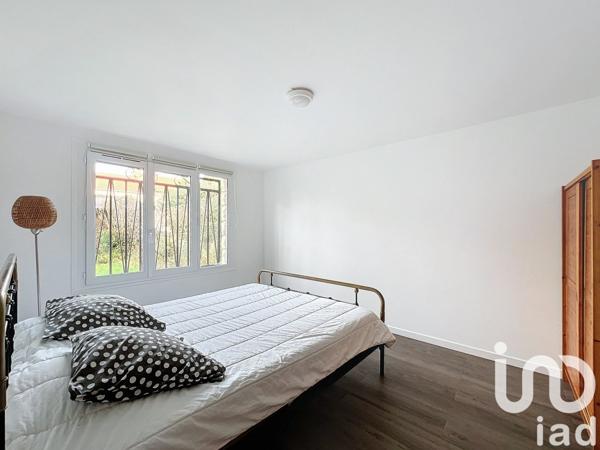 Maison traditionnelle 6 pièces de 135 m² à Boissy-Saint-Léger (94470)