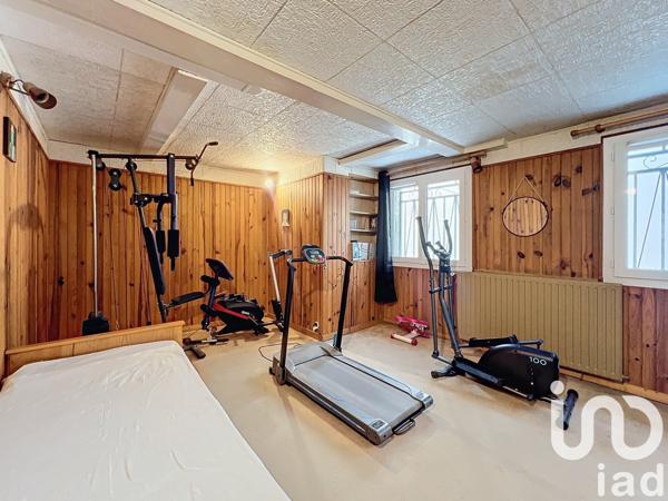 Maison traditionnelle 6 pièces de 135 m² à Boissy-Saint-Léger (94470)