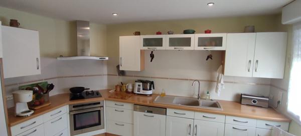 À vendre - Maison, 5 pièces située à Tours (37100)