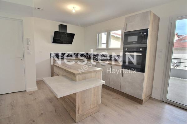 Centre Heyrieux: Appartement de type 3 , terrasse, stationnement et cave