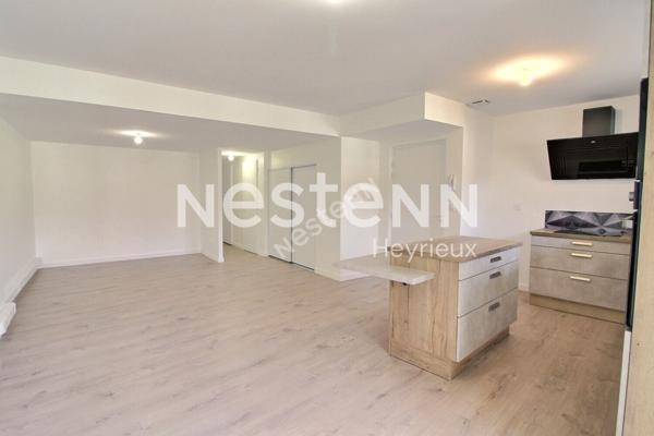 Centre Heyrieux: Appartement de type 3 , terrasse, stationnement et cave