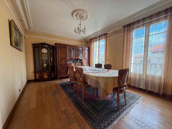 VILLEMOMBLE, Maison, 10 pièces, 139m2