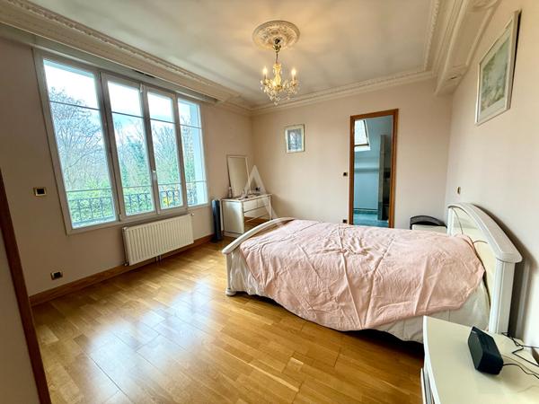 VILLEMOMBLE, Maison, 10 pièces, 139m2