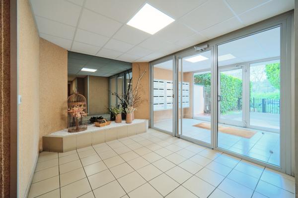 Appartement 2 pièces - 54 m² Exclusivité efficity