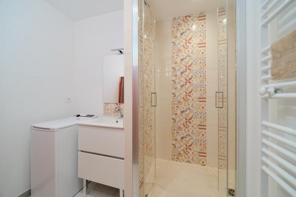 Appartement 2 pièces - 54 m² Exclusivité efficity