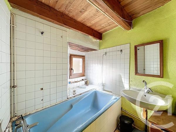 Maison à vendre  5 pièces - 122 m2 ST JULIEN CHAPTEUIL - 43