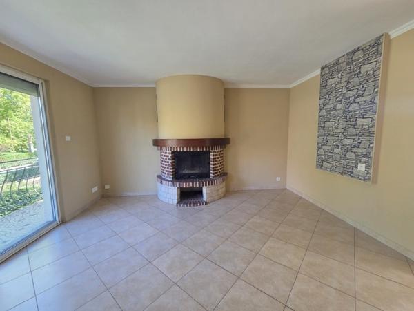 Maison à louer 800 € CC St-Gein 5 p 94 m² DPE