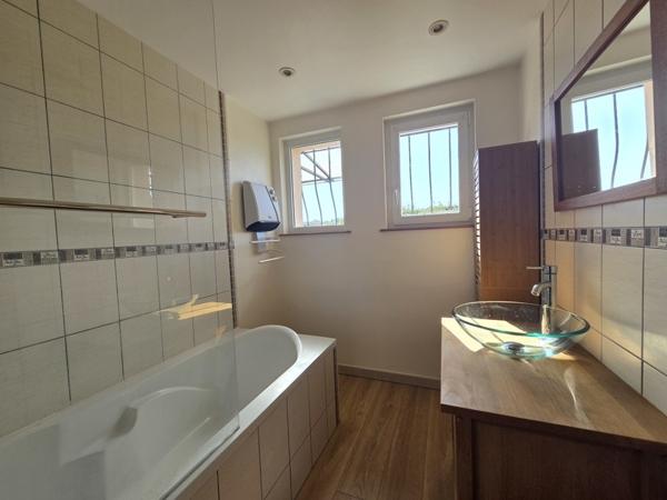 Maison à louer 800 € CC St-Gein 5 p 94 m² DPE