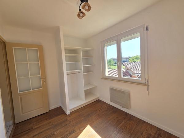 Maison à louer 800 € CC St-Gein 5 p 94 m² DPE