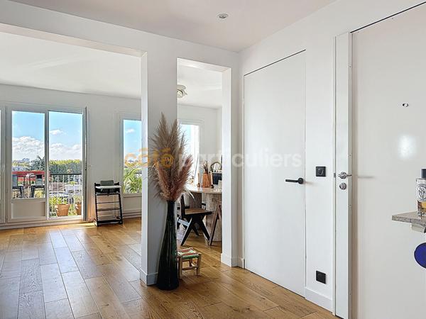 Vente Appartement90,28 m² - 5 Pièces - SAINT MAUR DES FOSSES (94100)