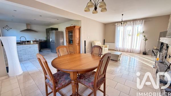 Maison à vendre 6 pièces 144 m² Aux Marais