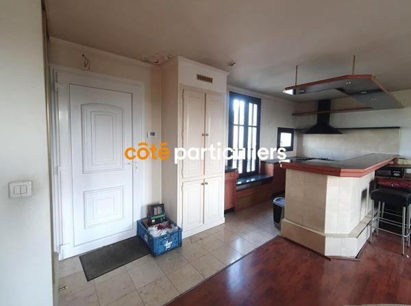 Vente Maison166 m² - 6 Pièces - VILLENEUVE LE ROI (94290)