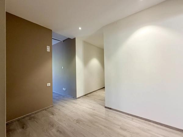 Acheter un appartement T2 à Arcachon à proximité de la plage Pereire avec terrasses et parking privé.