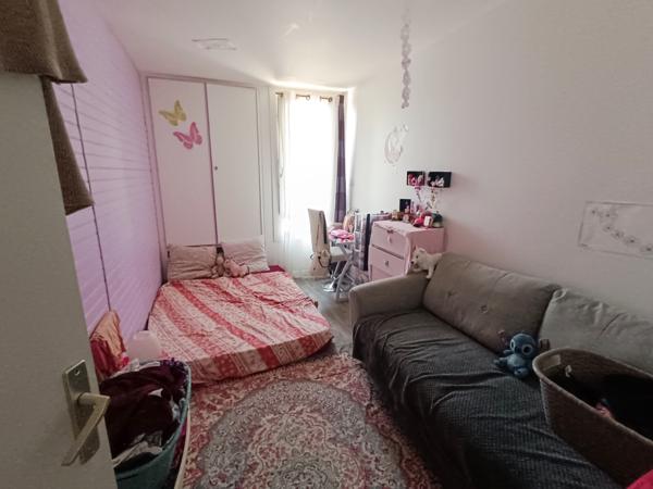 Appartement
         4 pièces
        - 85 m² Exclusivité 194 000 € *