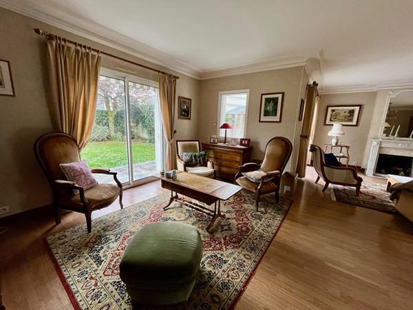 Maison Nantes 6 pièce(s) 165 m2,  
Nantes 44000