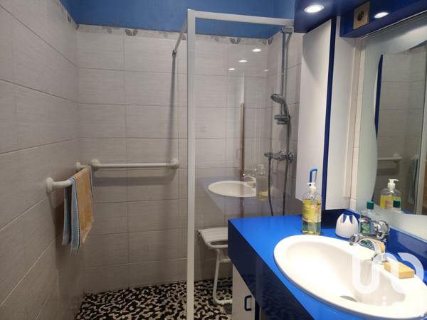 Immeuble à vendre 570 m² Saint-Pal-de-Mons