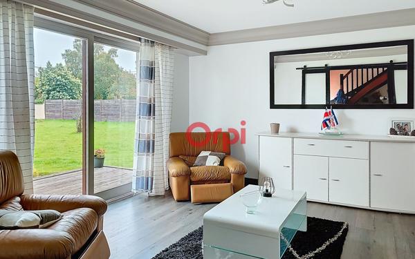 Maison à vendre    6 pièces •  Saint-Guyomard