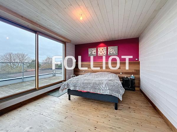 Maison 8 pièces au VAL SAINT PERE ! VUE EXCEPTIONNELLE SUR LE MONT-SAINT-MICHEL !