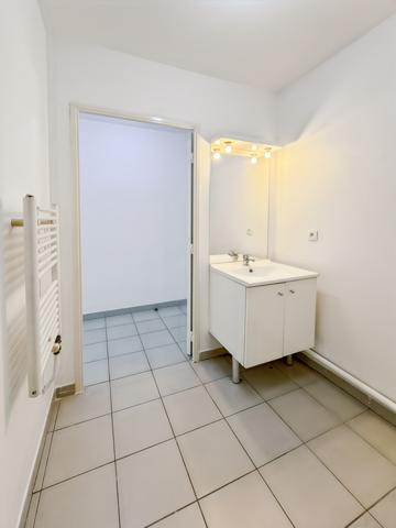 Marseille (13002) Studio rénové – Idéal investisseur – Boulevard de Paris