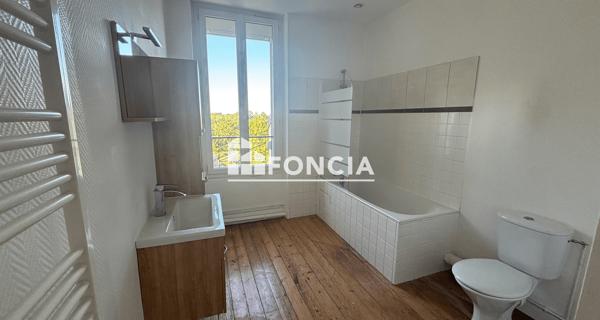 Location Appartement 2 pièces 50.57 m² - Houdan 78550