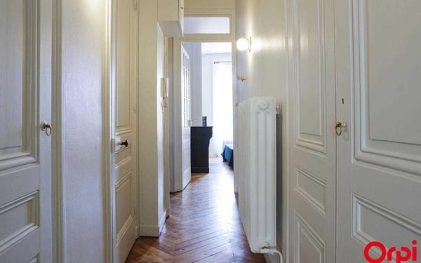 Appartement à louer    2 pièces • 65,01 m2 Lyon 6