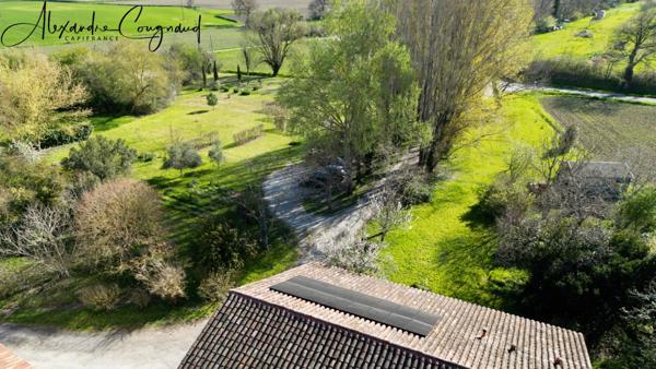 A vendre MONTEGUT LAURAGAIS (31) - Grange rénovée de 130 m², 4 chambres, piscine et terrain de 5 500 m²