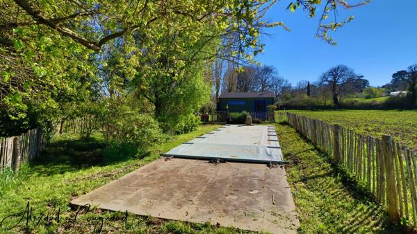 A vendre MONTEGUT LAURAGAIS (31) - Grange rénovée de 130 m², 4 chambres, piscine et terrain de 5 500 m²