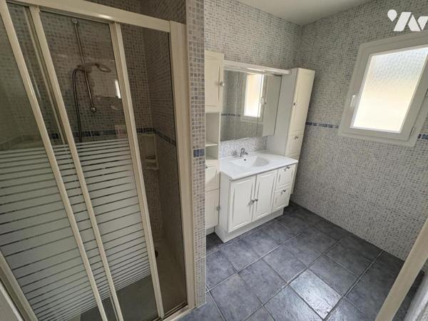 LA CRECHE, pavillon de plain-pied de 91 m² 3 chambres