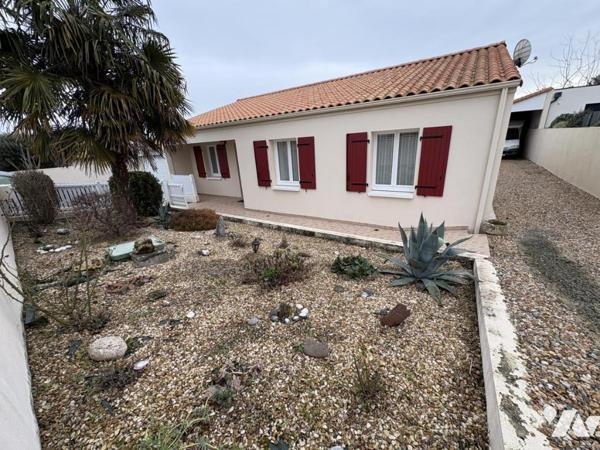 LA CRECHE, pavillon de plain-pied de 91 m² 3 chambres